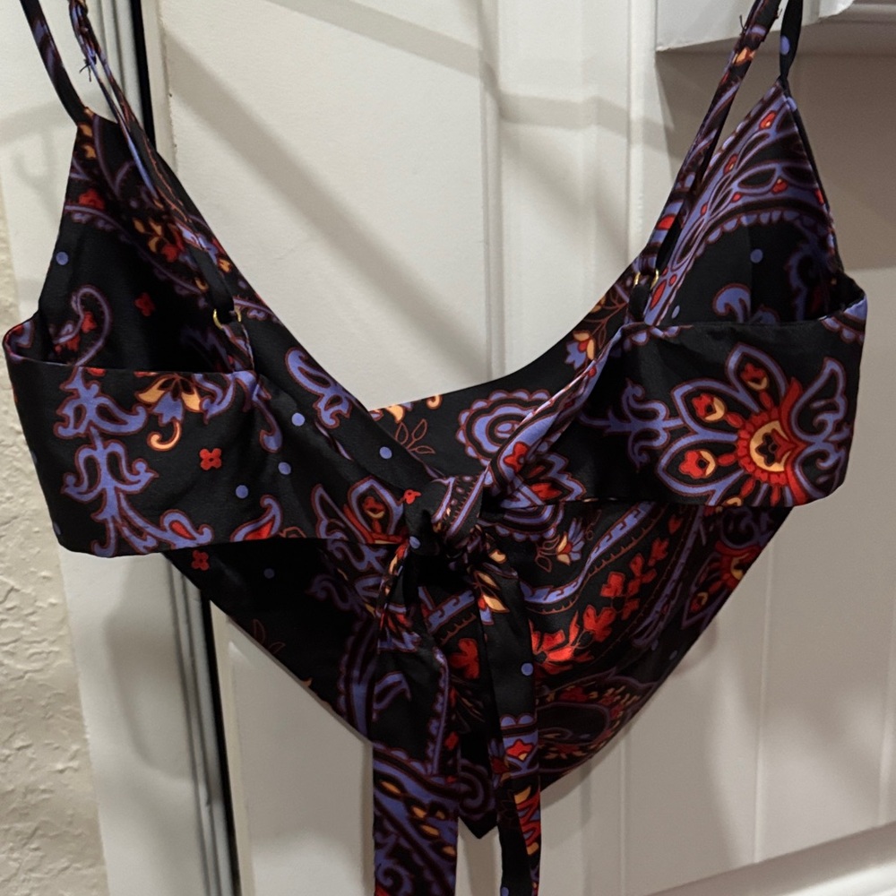 Danielle Bernstein - Picture 2 of 3